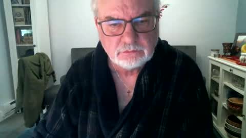 loop102 online show from May 18, 1:28 pm