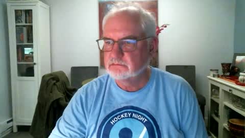 loop102 online show from May 15, 3:59 am