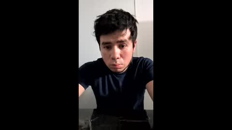 loquillo243 online show from February 1, 3:47 am