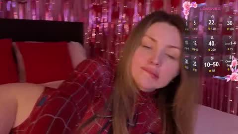 Lora online show from April 8, 2:42 pm