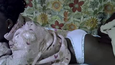 lora_amor online show from March 8, 2:15 am