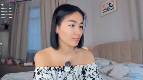 Lora control 2 min for every new Fan Club subscriber online show from November 6, 7:11 am