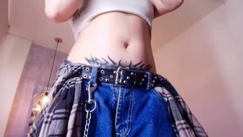   online show from September 25, 7:10 pm