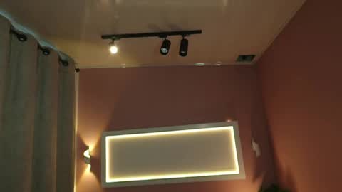 Deborah Daz online show from October 14, 12:30 pm