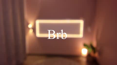 Deborah Daz online show from September 22, 2:10 pm