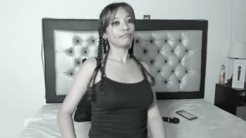 Lore Depp online show from December 30, 11:15 am