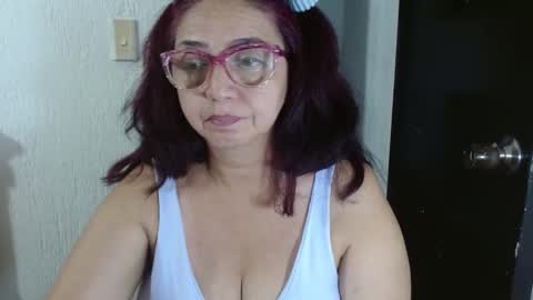 Snapshot of lorenatits chatting on February 19, 1:40 am Lorena.. online show from February 19, 1:40 am