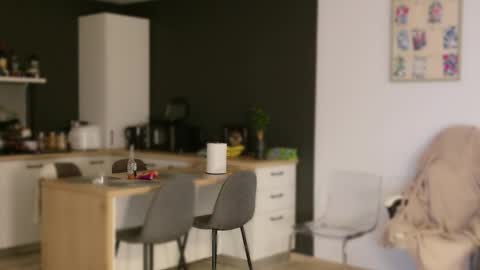 Amelia online show from September 25, 7:21 pm