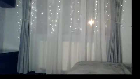 Lorenne online show from December 2, 10:08 pm