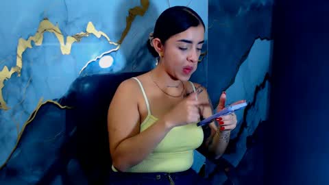 Lorens Mclieve online show from September 23, 3:39 pm
