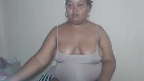 lorena online show from October 28, 2:12 am