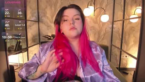 Loreta online show from October 17, 2:54 pm