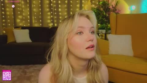 Snapshot of lorettacarnley chatting on September 12, 8:11 pm Alice online show from September 12, 8:11 pm