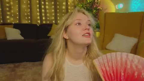 Snapshot of lorettacarnley chatting on September 16, 8:45 pm Alice online show from September 16, 8:45 pm