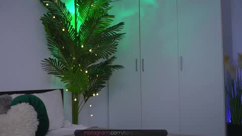 LoretteLorena online show from October 9, 5:24 am