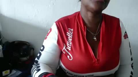 loretybighot online show from February 17, 7:33 pm