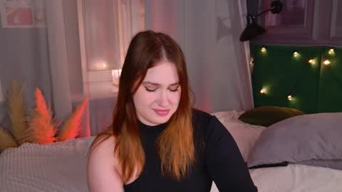 Snapshot of lori_mason chatting on September 19, 7:39 pm Lori online show from September 19, 7:39 pm