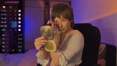 lorilorilorilori online show from December 5, 1:53 pm