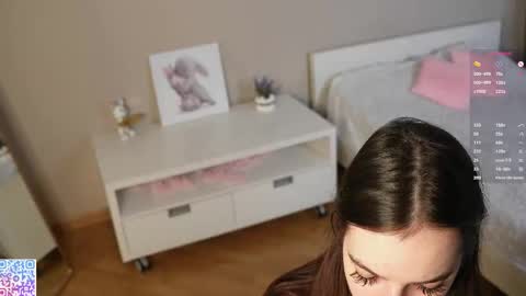 Dia 700-1630Rose 1900-430UTC1 online show from September 23, 6:25 pm