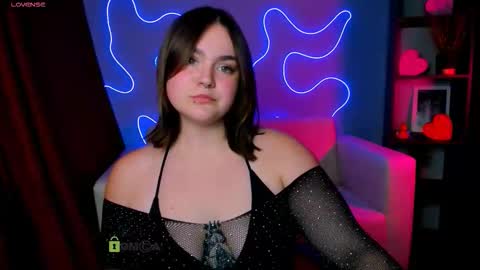 Lora for u online show from October 2, 8:07 pm