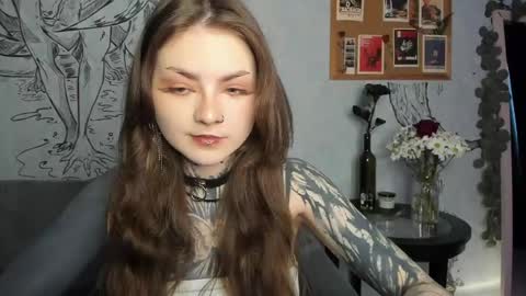 lostallice online show from April 30, 3:11 am