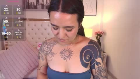 lottie_fox online show from December 20, 4:30 am