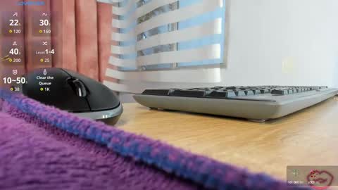 Snapshot of lou_rosse chatting on September 13, 10:12 pm Lou Rosse online show from September 13, 10:12 pm