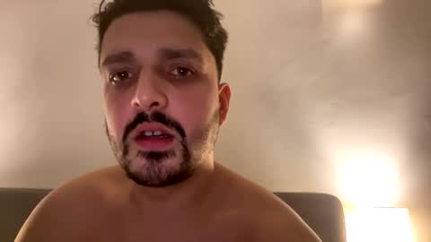 louie_dog online show from January 29, 4:08 pm