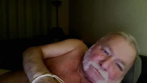 louis_chokdee online show from October 30, 7:47 pm