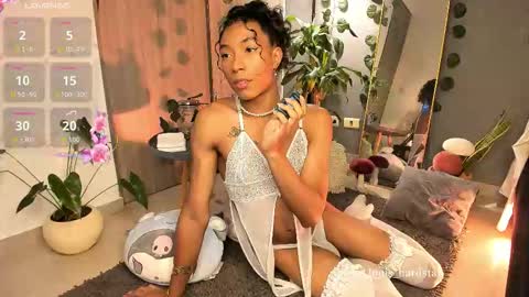 Louis Valdz online show from October 21, 12:38 am