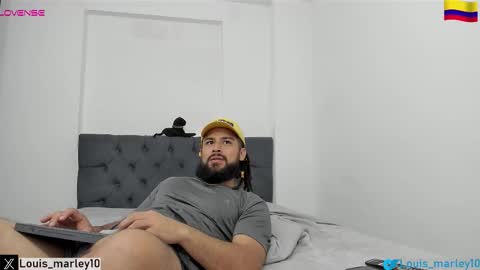 louis_marley_ online show from March 13, 11:08 pm