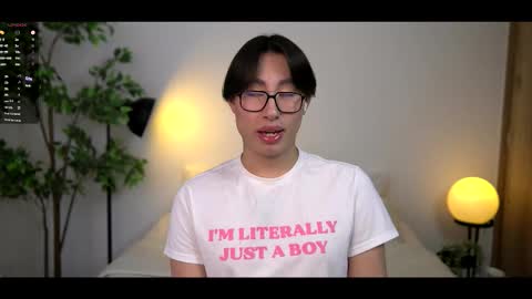 Louis online show from December 1, 10:08 pm