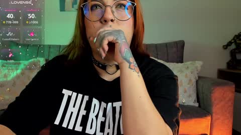 LuisaIG  x luisa clair online show from December 6, 3:46 am