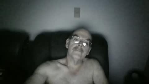 louism13 online show from February 17, 4:42 am