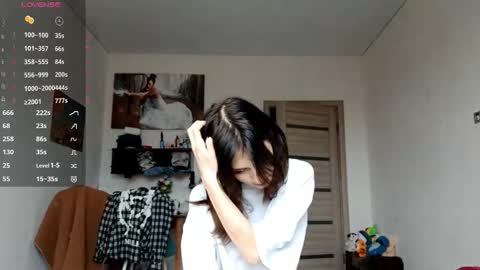 EVA online show from December 3, 7:42 am