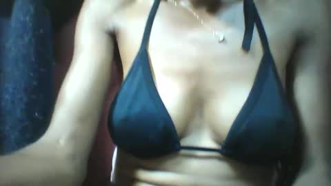 lovaelisa online show from February 10, 11:24 am