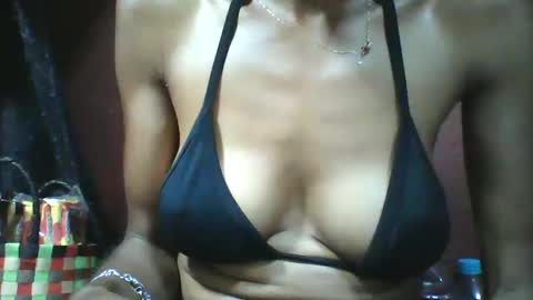 lovaelisa online show from February 24, 6:27 am