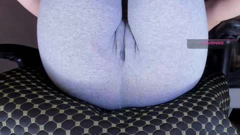 Kira online show from February 10, 5:05 pm