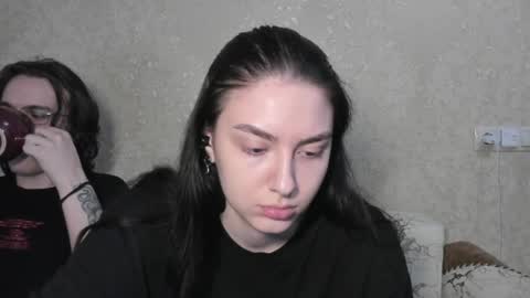 LINA online show from May 17, 6:28 pm