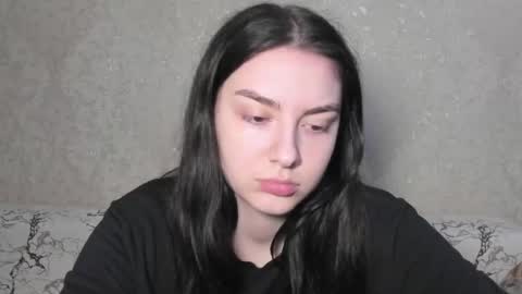 LINA online show from May 18, 9:21 pm