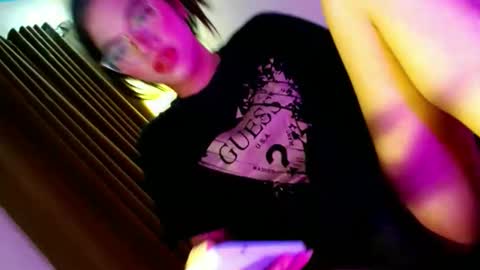 Seren online show from February 19, 7:07 am