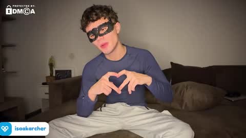 isaak online show from February 15, 11:58 pm