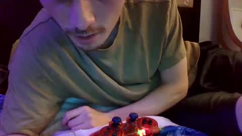 Snapshot of lovebinger chatting on February 4, 2:28 am lovebinger online show from February 4, 2:28 am
