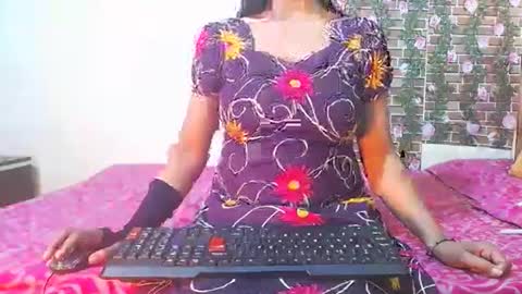 Divya online show from March 6, 3:02 pm