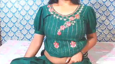 Divya online show from April 9, 1:20 am