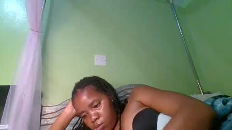 lovegal335 online show from April 21, 8:16 pm