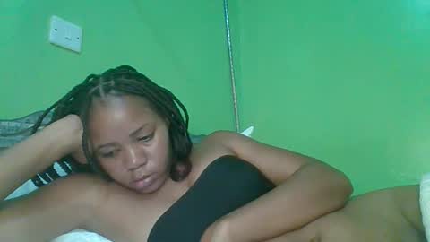 lovegal335 online show from May 28, 11:52 am