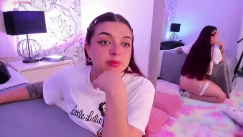 Love online show from September 25, 11:39 am