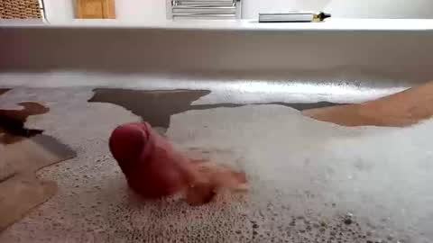 loveit448691 online show from April 6, 1:01 pm