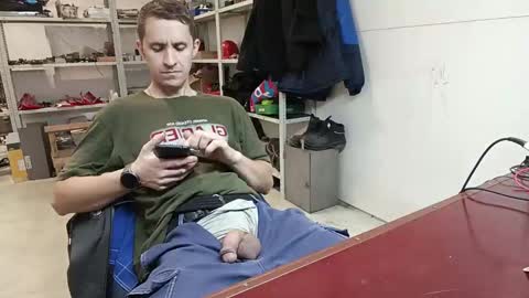 lovejimmi online show from November 11, 6:59 am